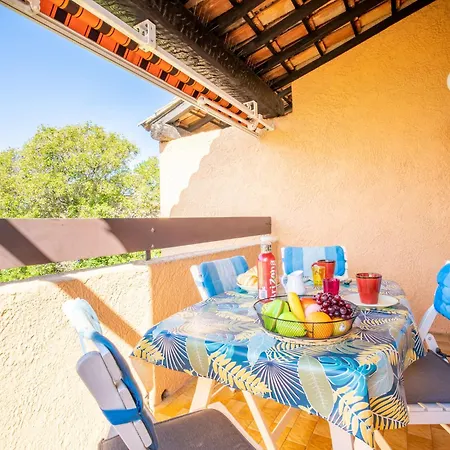 Apartment Le Weekend By Interhome La Madrague