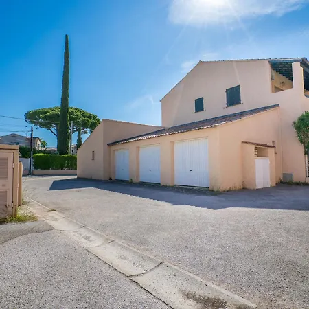 Le Weekend By Interhome La Madrague