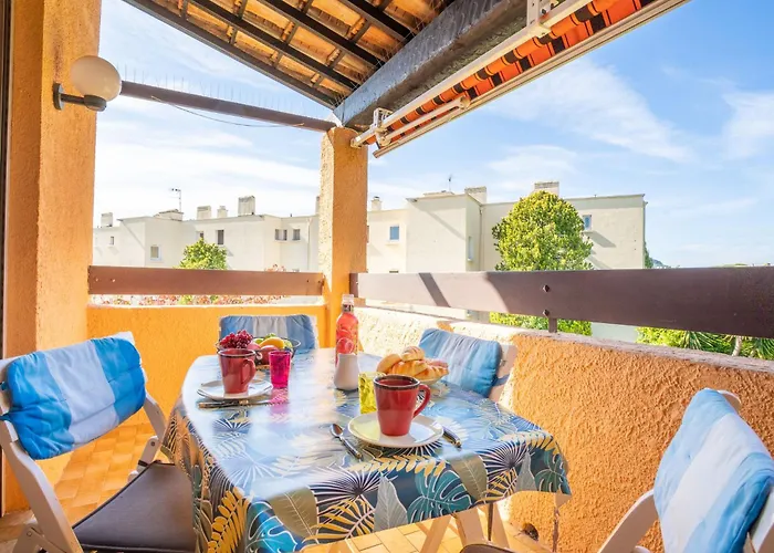 Le Weekend By Interhome La Madrague