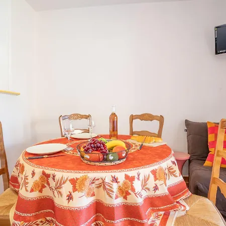 Le Weekend By Interhome *